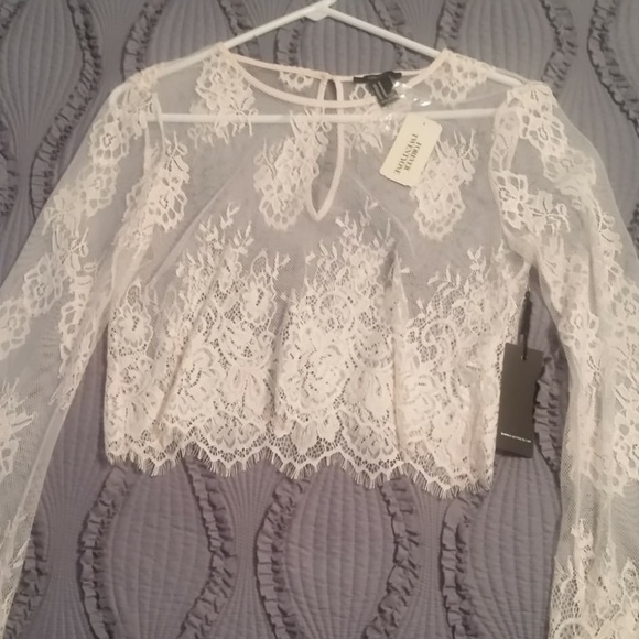 Forever 21 Tops - Lace Crop Top NWT Forever 21